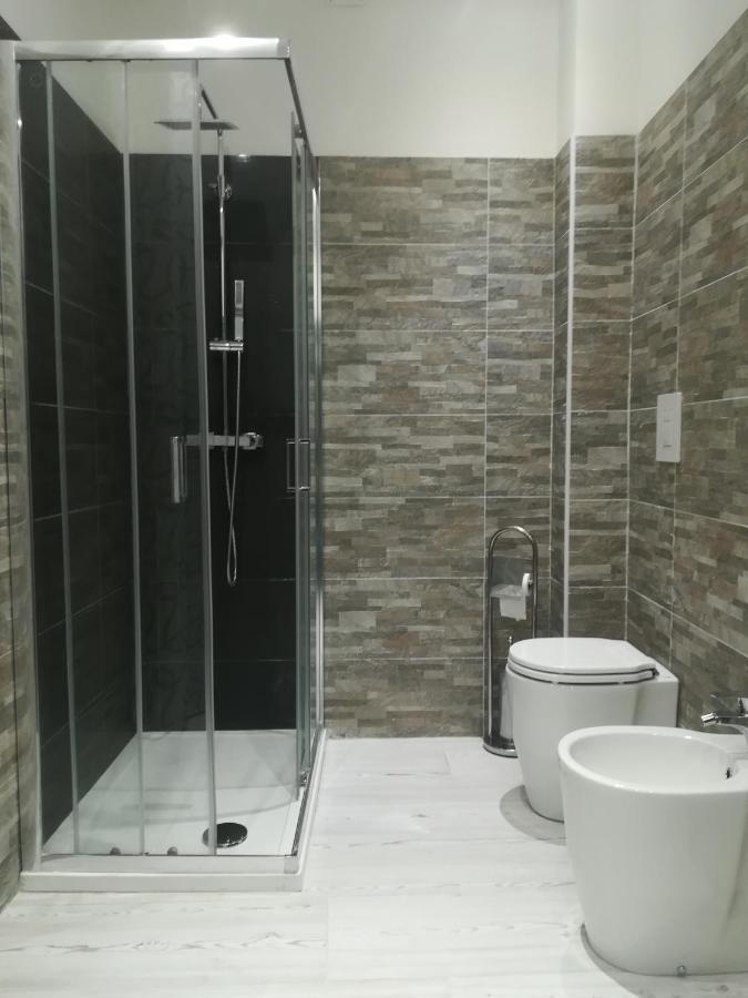 Home Mazzei Piazza Bilotti Козенца Номер фото